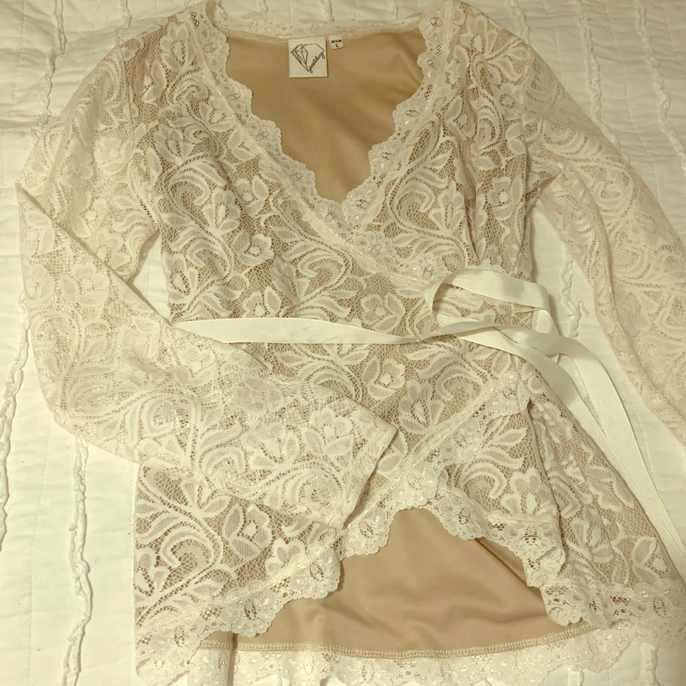 Floral lace blouse